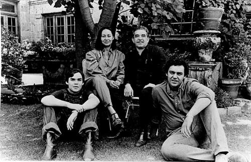 عکس مارکز در کنار مرسدس و رودریگو 